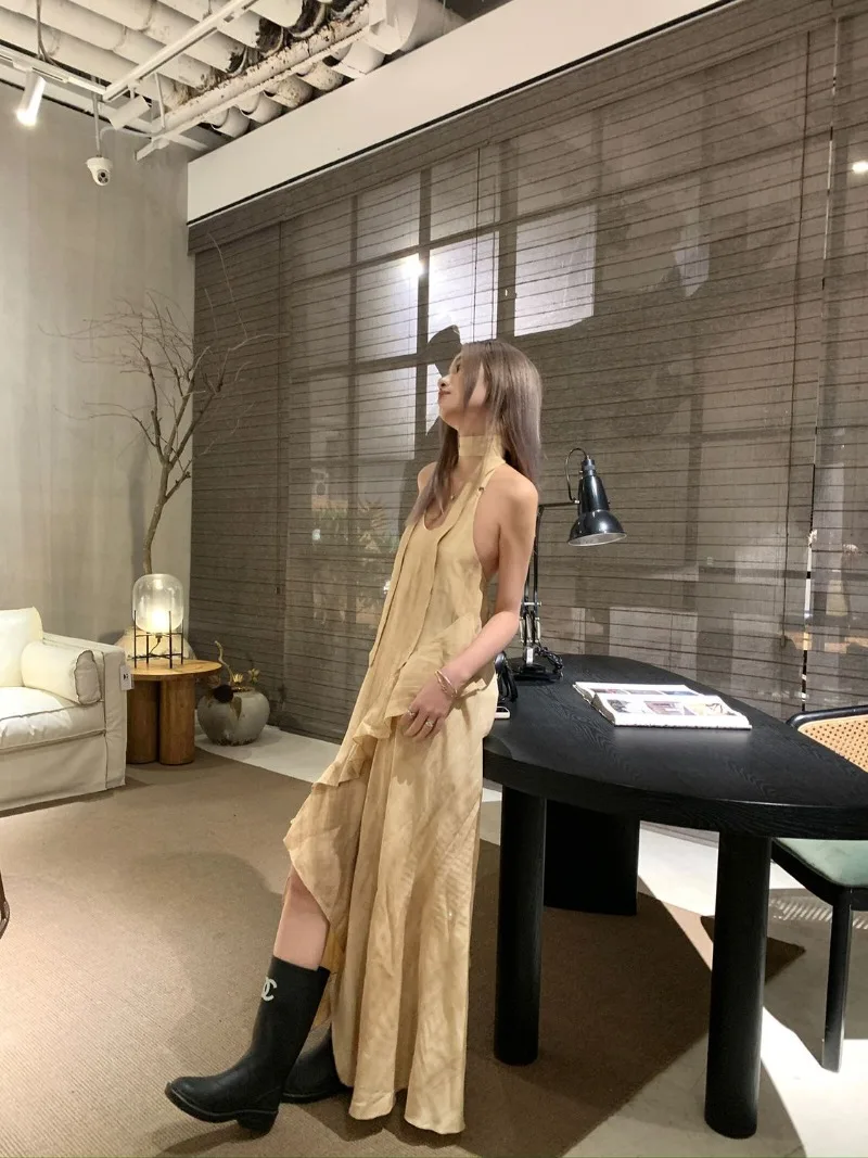 French Fashion Irregular Ruffle Edge Ribbon Dress for Women's Summer New Solid Color Sleeveless Dresses Female Clothing
French Fashion Irregular Ruffle Edge Ribbon Dress for Women's Summer New Solid Color Sleeveless Dresses Female Clothing
