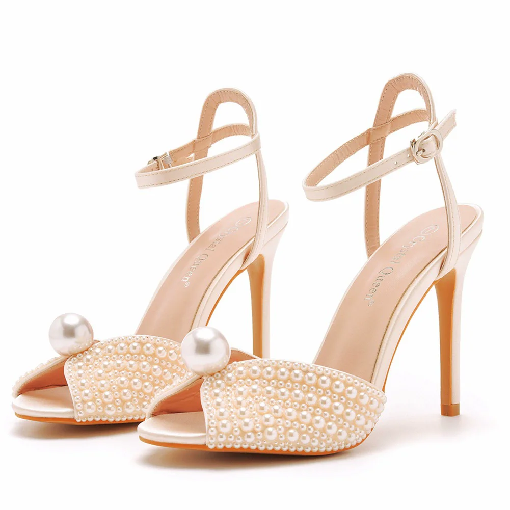 Summer new fish mouth white PU large pearl square heel low-heel wedding shoes banquet large size thin high-heeled women's sandal
Summer new fish mouth white PU large pearl square heel low-heel wedding shoes banquet large size thin high-heeled women's sandal