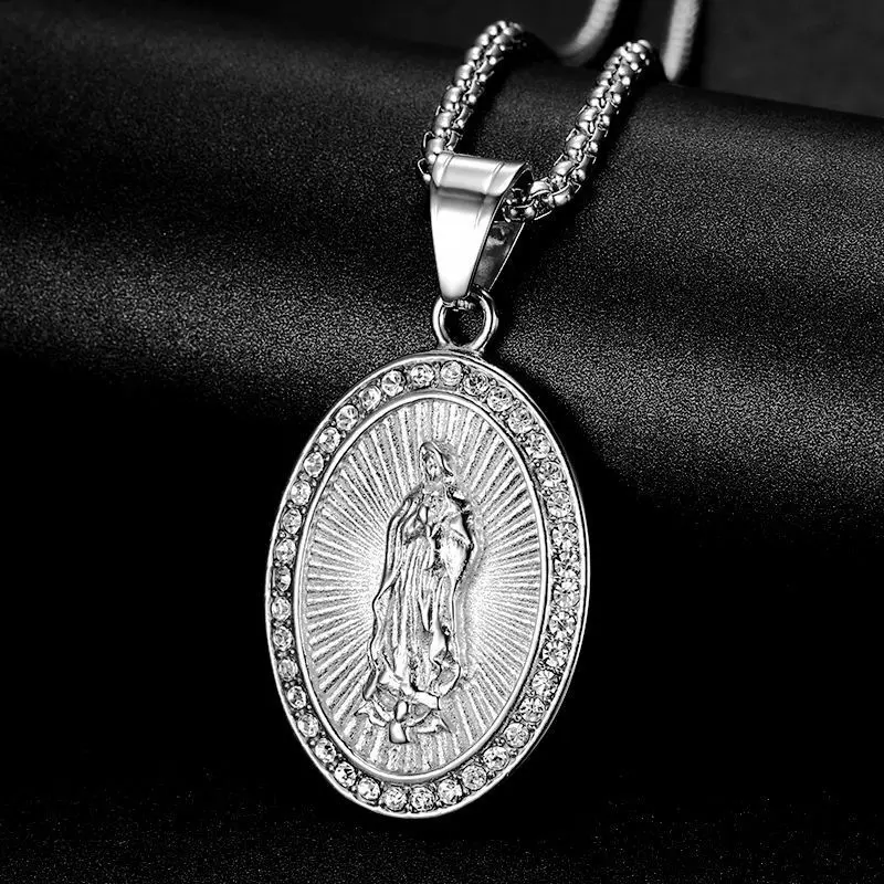 Cross-Border New Sle Hip Hop Gold Plated Diamond Embedded Pendant Nelace Stainl Steel Faion Jewelry ex
Cross-Border New Sle Hip Hop Gold Plated Diamond Embedded Pendant Nelace Stainl Steel Faion Jewelry ex