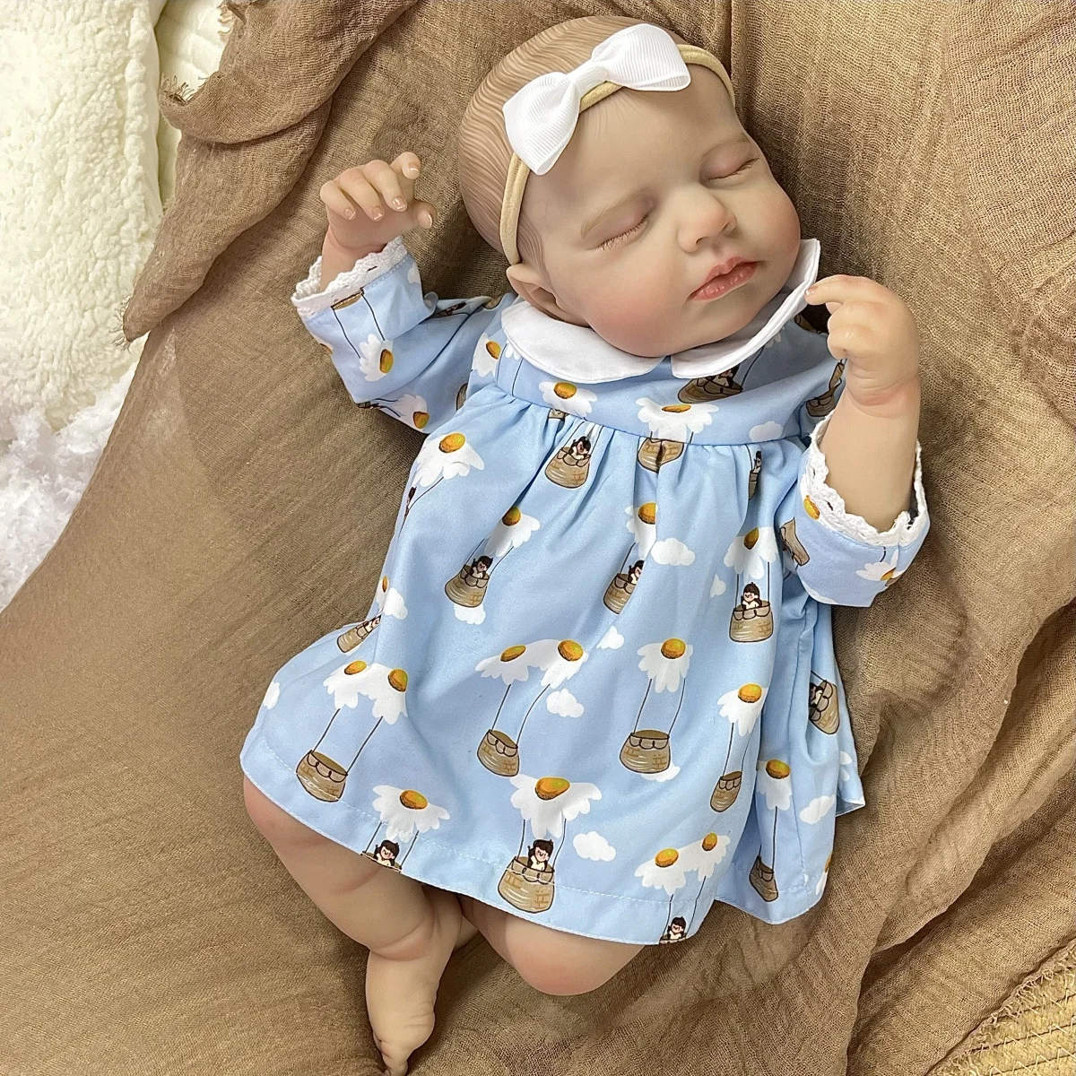 BZDOLL 48 CM Reborn Asleep Baby Doll Toy with Soft Cloth Body Lifelike 3D Skin Doll with Blood Vessel Handmade Birthday Gift
BZDOLL 48 CM Reborn Asleep Baby Doll Toy with Soft Cloth Body Lifelike 3D Skin Doll with Blood Vessel Handmade Birthday Gift