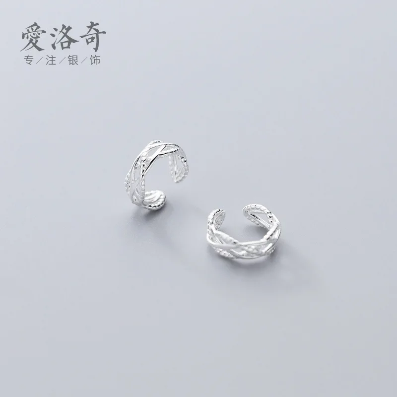 Женские серебряные ушные зажимы astudio S925Silver, плетеные ушные затычки с перекрестной линией sg5738
Женские серебряные ушные зажимы astudio S925Silver, плетеные ушные затычки с перекрестной линией sg5738