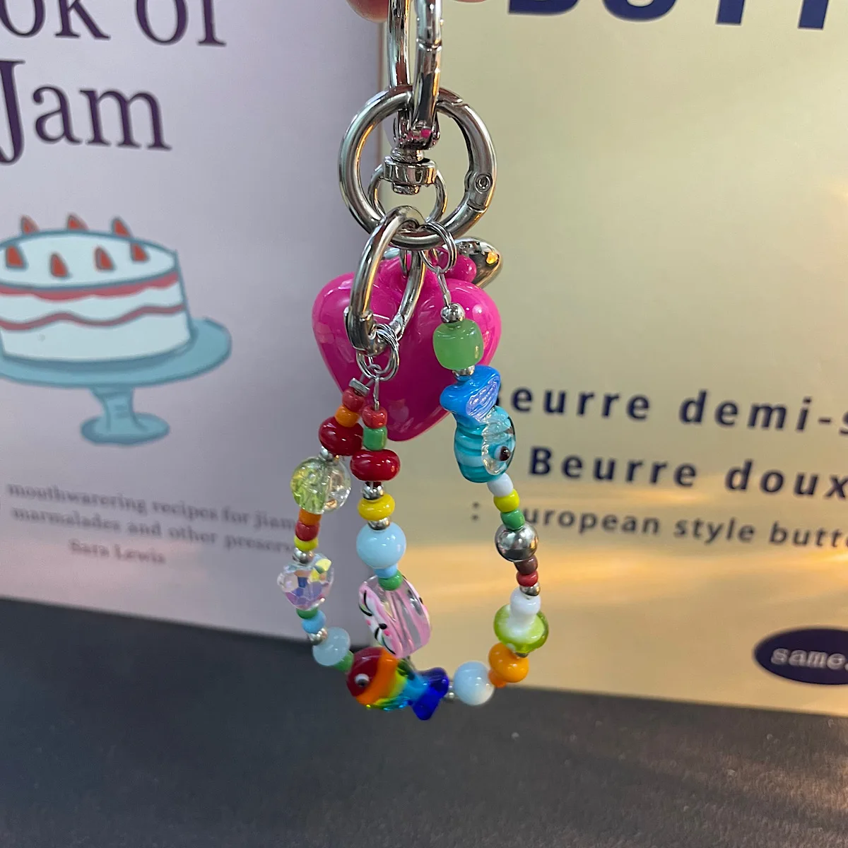 Dopamine Love Little Fish Bead Phone Case Chain CCD Camera Keychain Hanger Anti Loss Hanger Rope Hanger
Dopamine Love Little Fish Bead Phone Case Chain CCD Camera Keychain Hanger Anti Loss Hanger Rope Hanger