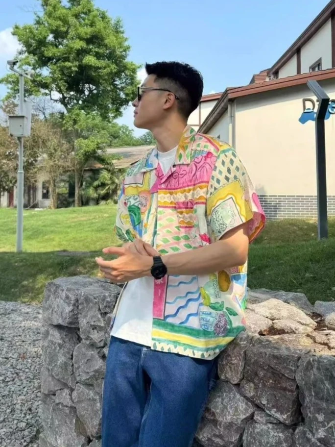 Vintage Men's Casual Printed Shirt Loose Fit V Neck Beach Shirt Summer Vacation Daily Fashion Streetwear All Match Comfortable
Vintage Men's Casual Printed Shirt Loose Fit V Neck Beach Shirt Summer Vacation Daily Fashion Streetwear All Match Comfortable