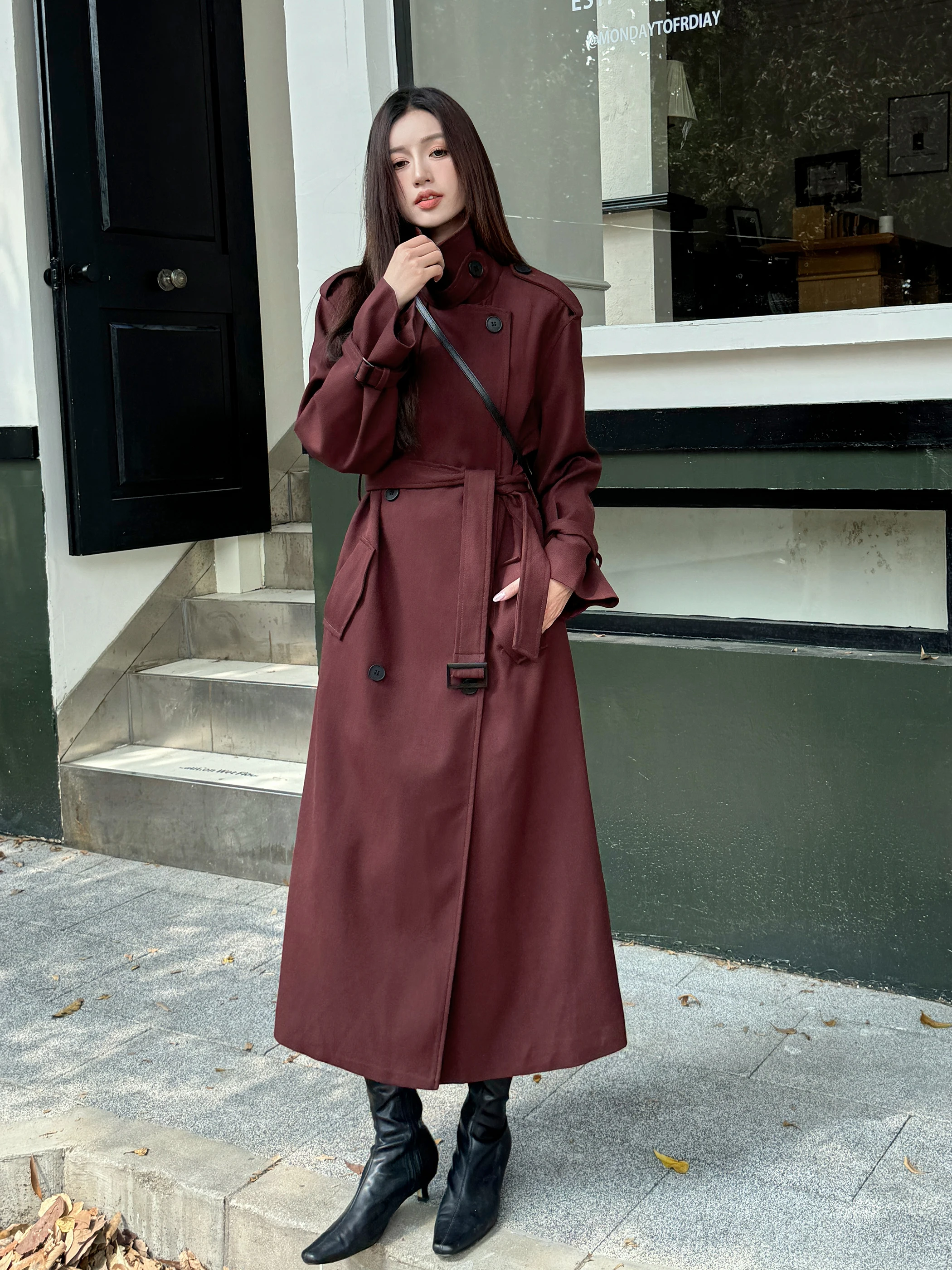 Весенний винтажный длинный плащ из смесовой ткани (шерсть и шелк), повседневный, легкий, однотонный, женская модная верхняя одежда, двубортный, стандартный крой...
Весенний винтажный длинный плащ из смесовой ткани (шерсть и шелк), повседневный, легкий, однотонный, женская модная верхняя одежда, двубортный, стандартный крой...