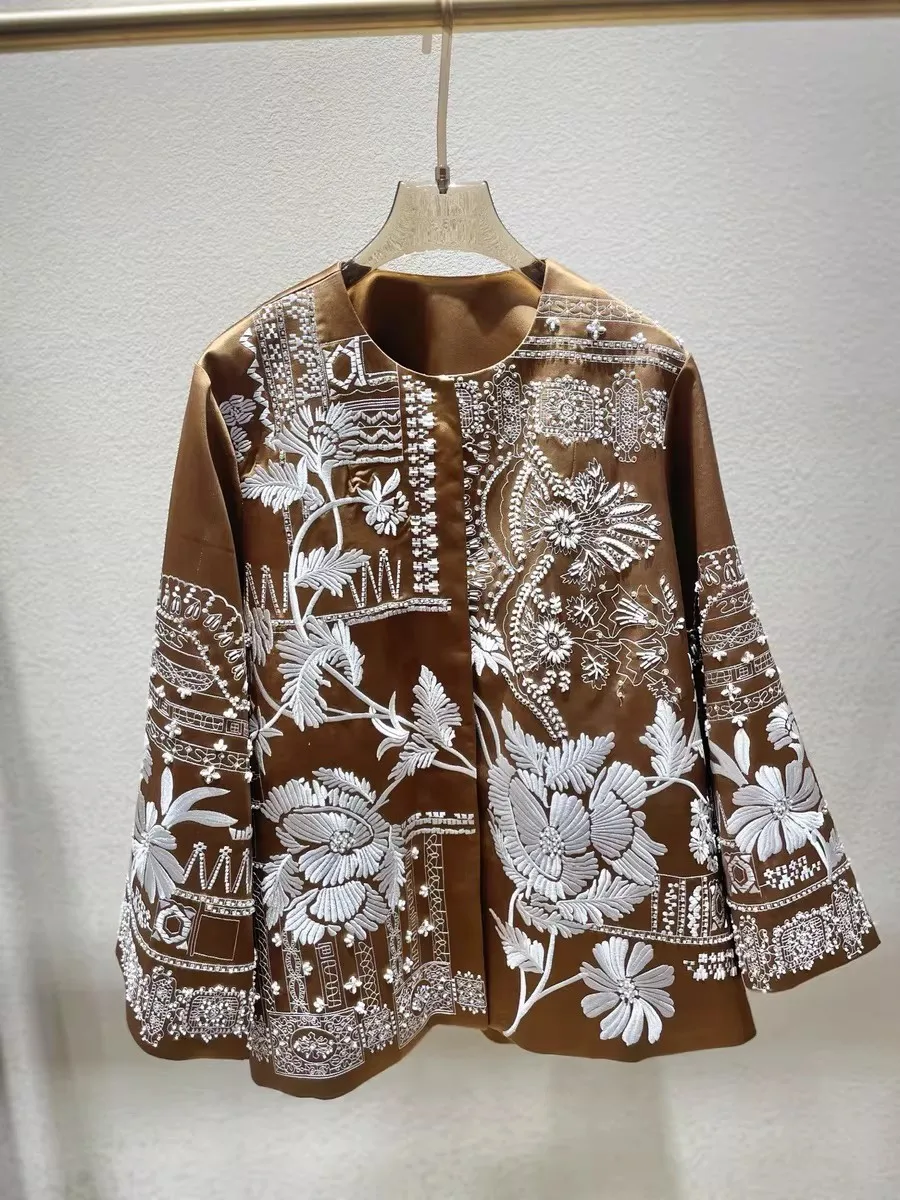 2026 Spring Autumn Luxury Beading Embroidered Coat Women's O Neck Long Sleeve Fashion Vintage Loose Jacket
2026 Spring Autumn Luxury Beading Embroidered Coat Women's O Neck Long Sleeve Fashion Vintage Loose Jacket