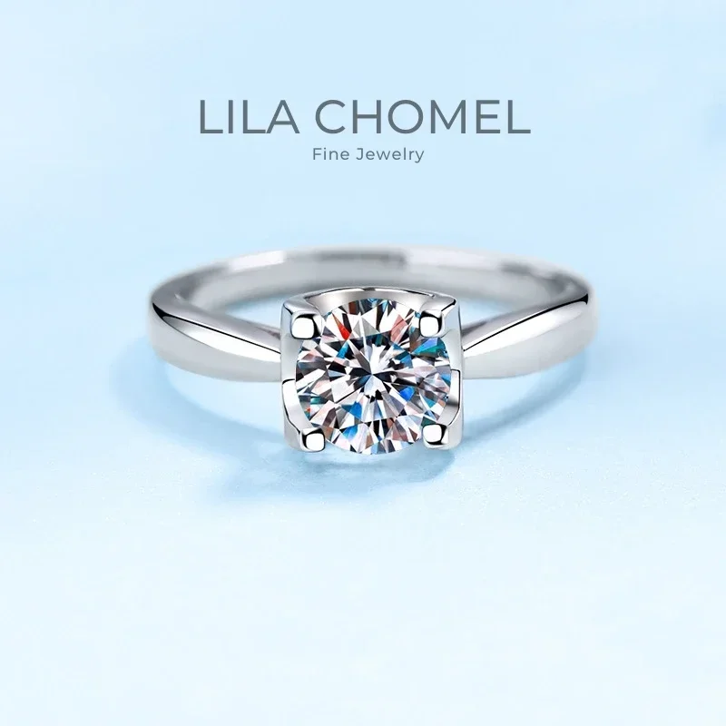 Women Engagement 18K White Gold Wedding Bands 0.5/1CT Moissanite Diamond Girl Friend Birthday Gift PT950 Christmas Gift Rings
Women Engagement 18K White Gold Wedding Bands 0.5/1CT Moissanite Diamond Girl Friend Birthday Gift PT950 Christmas Gift Rings