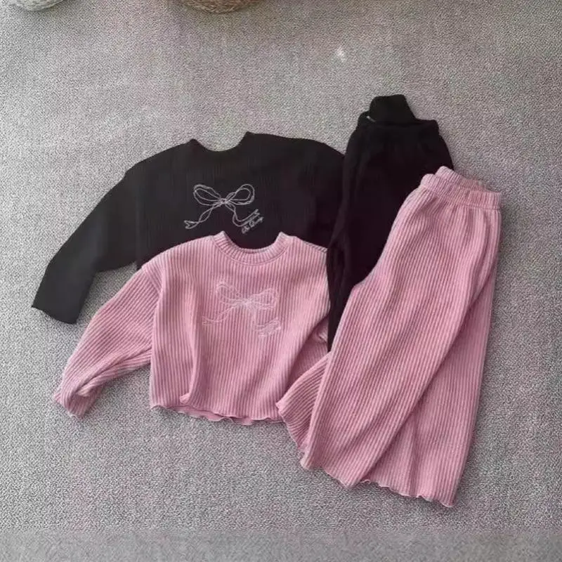 2025 Autumn New Baby Girl Long Sleeve Clothes Set Kids Girls Bow Ribbed Tops + Wide Leg Pants 2pcs Suit Children Casual Outfits
2025 Autumn New Baby Girl Long Sleeve Clothes Set Kids Girls Bow Ribbed Tops + Wide Leg Pants 2pcs Suit Children Casual Outfits