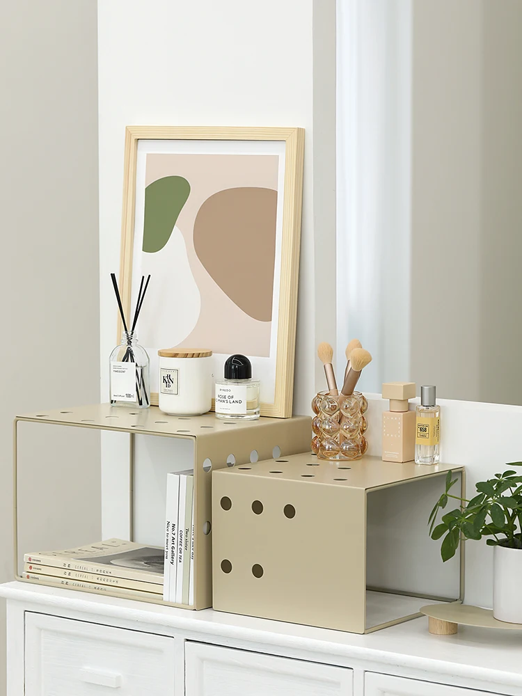 Nordic Iron Art Hole Board Organizer Shelf Home Decorative Accessories Storage Rack Soft Decoration Sample Room Arrangement
Nordic Iron Art Hole Board Organizer Shelf Home Decorative Accessories Storage Rack Soft Decoration Sample Room Arrangement