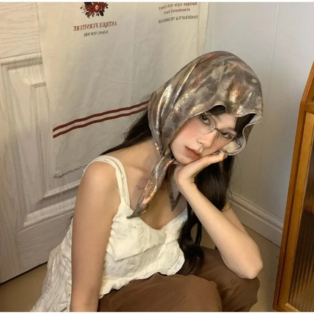 Y2K Leopard Print Hip Hop Hair Scarf Square Shape Breathable Hair Band Laser Color Sunscreen Neck Streamer Women Accessories
Y2K Leopard Print Hip Hop Hair Scarf Square Shape Breathable Hair Band Laser Color Sunscreen Neck Streamer Women Accessories