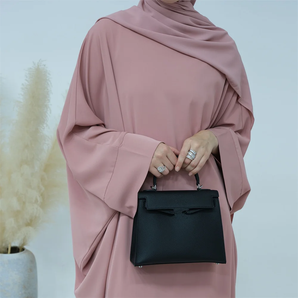 Turkey Dubai Abaya Women Batwing Sleeve Maxi Dress Eid Ramadan Muslim Abayas Prayer Garment Arabic Robe African Dresses Caftan
Turkey Dubai Abaya Women Batwing Sleeve Maxi Dress Eid Ramadan Muslim Abayas Prayer Garment Arabic Robe African Dresses Caftan