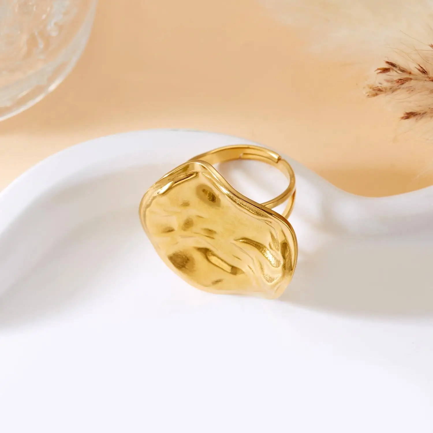 Регулируемое кольцо из нержавеющей стали для женщин: модный, индивидуальный, матовый, стильный аксессуар для трансграничной торговли
Регулируемое кольцо из нержавеющей стали для женщин: модный, индивидуальный, матовый, стильный аксессуар для трансграничной торговли