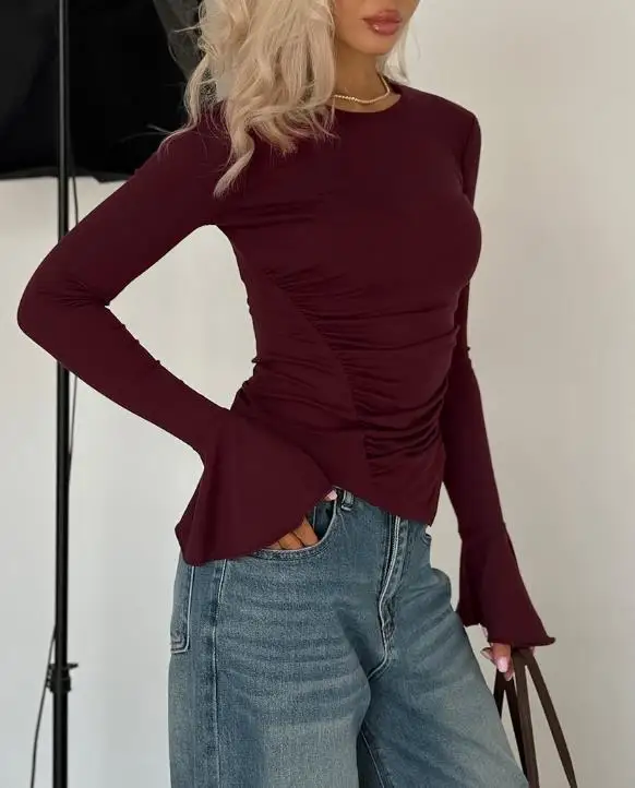 Top Women 2026 New Spring Autumn Vintage Solid Color Irregular Hem Long Sleeved Versatile Slim Fit Round Neck Casual Ruched Top
Top Women 2026 New Spring Autumn Vintage Solid Color Irregular Hem Long Sleeved Versatile Slim Fit Round Neck Casual Ruched Top