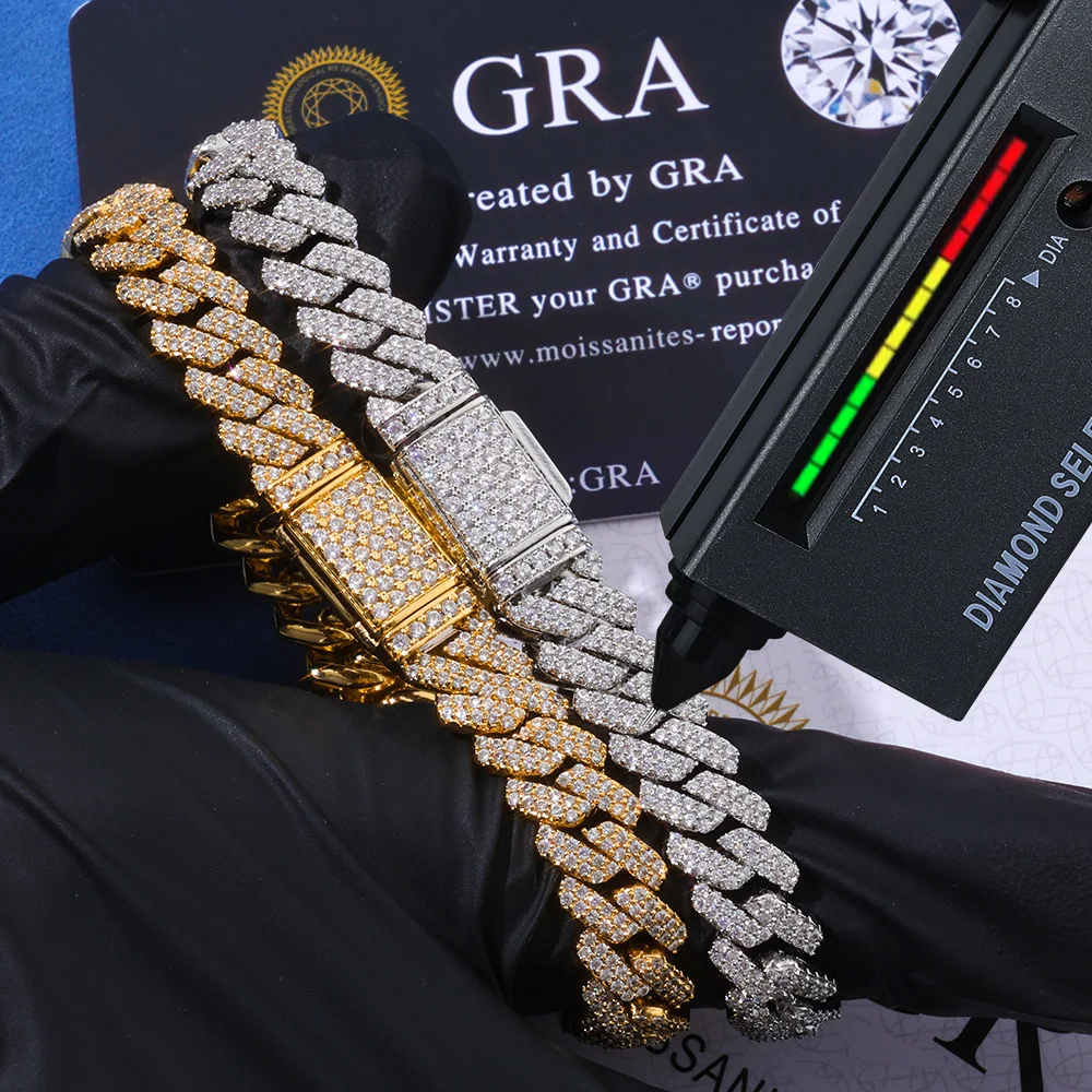 LYEE CYEE Unisex Hip-Hop Cuban Link Chain in Premium Silver & Morganite, Showcasing Multi-Toned Gold Rose Gold Silver Finish w
LYEE CYEE Unisex Hip-Hop Cuban Link Chain in Premium Silver & Morganite, Showcasing Multi-Toned Gold Rose Gold Silver Finish w