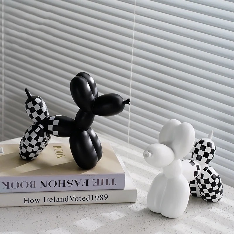 Creative Home Decor Geometric Black and White Chessboard Balloon Dog Small Ornament Home Desktop Craft Decoration Gift Ornament
Creative Home Decor Geometric Black and White Chessboard Balloon Dog Small Ornament Home Desktop Craft Decoration Gift Ornament