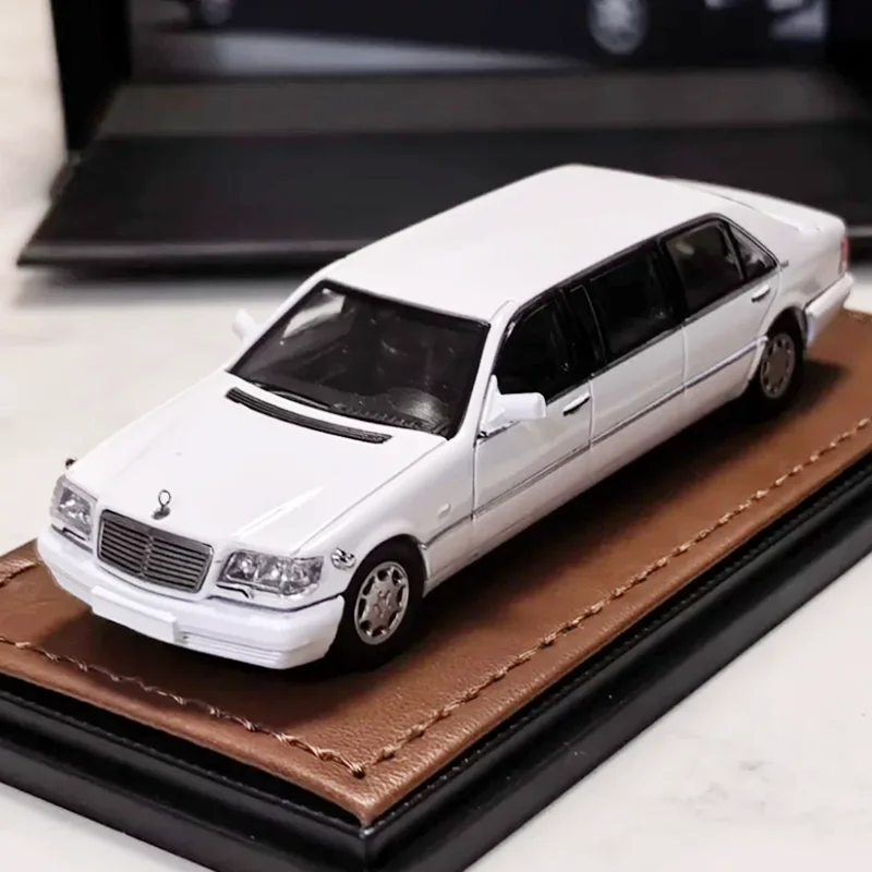 WTX Diecast 1:64 Scale W140 600S Extended Edition Alloy Simulation Car Model Souvenirs Collection Adult Boy Gift Static Display
WTX Diecast 1:64 Scale W140 600S Extended Edition Alloy Simulation Car Model Souvenirs Collection Adult Boy Gift Static Display