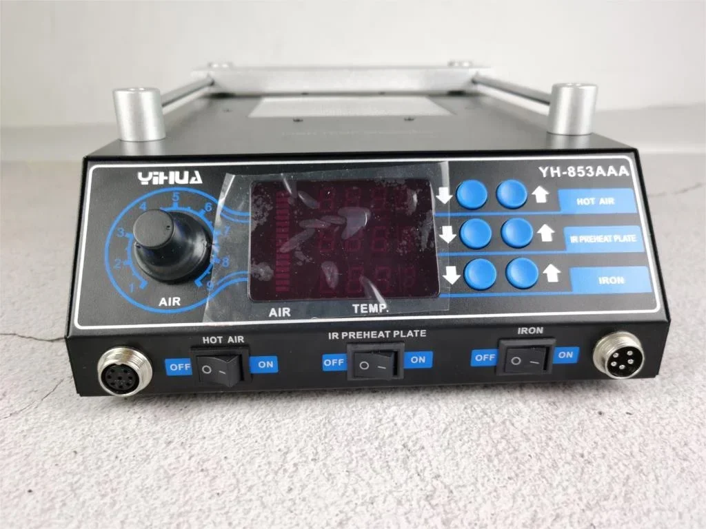 Новая паяльная станция YIHUA 853AAA 3 в 1, паяльник с предварительным нагревом горячего воздуха, паяльные станции BGA, сварочный инструмент для распайки печатных плат S
Новая паяльная станция YIHUA 853AAA 3 в 1, паяльник с предварительным нагревом горячего воздуха, паяльные станции BGA, сварочный инструмент для распайки печатных плат S