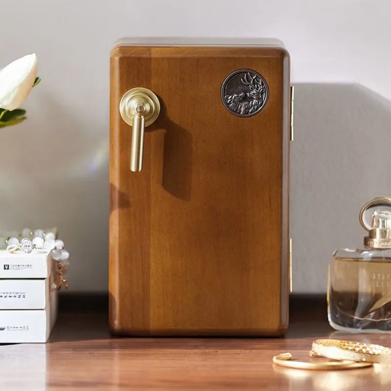 Solid wood multi-layer large-capacity jewelry box dresser jewelry box
Solid wood multi-layer large-capacity jewelry box dresser jewelry box