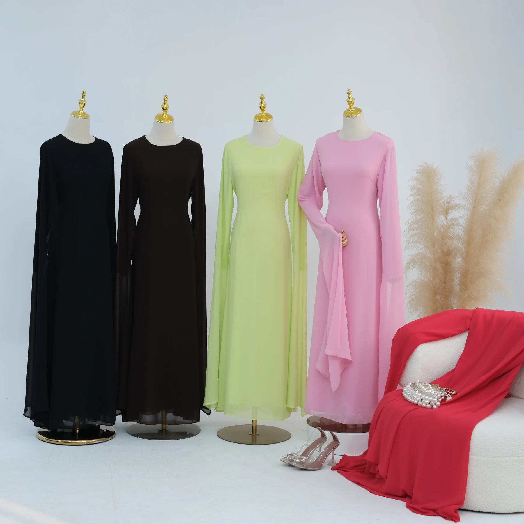Elegant Evening Party Ramadan Eid Slim-Fit Muslimah Chiffon Abaya Dress, Extra-long Sleeves Modest Hijabi Robe Islamic Clothes
Elegant Evening Party Ramadan Eid Slim-Fit Muslimah Chiffon Abaya Dress, Extra-long Sleeves Modest Hijabi Robe Islamic Clothes