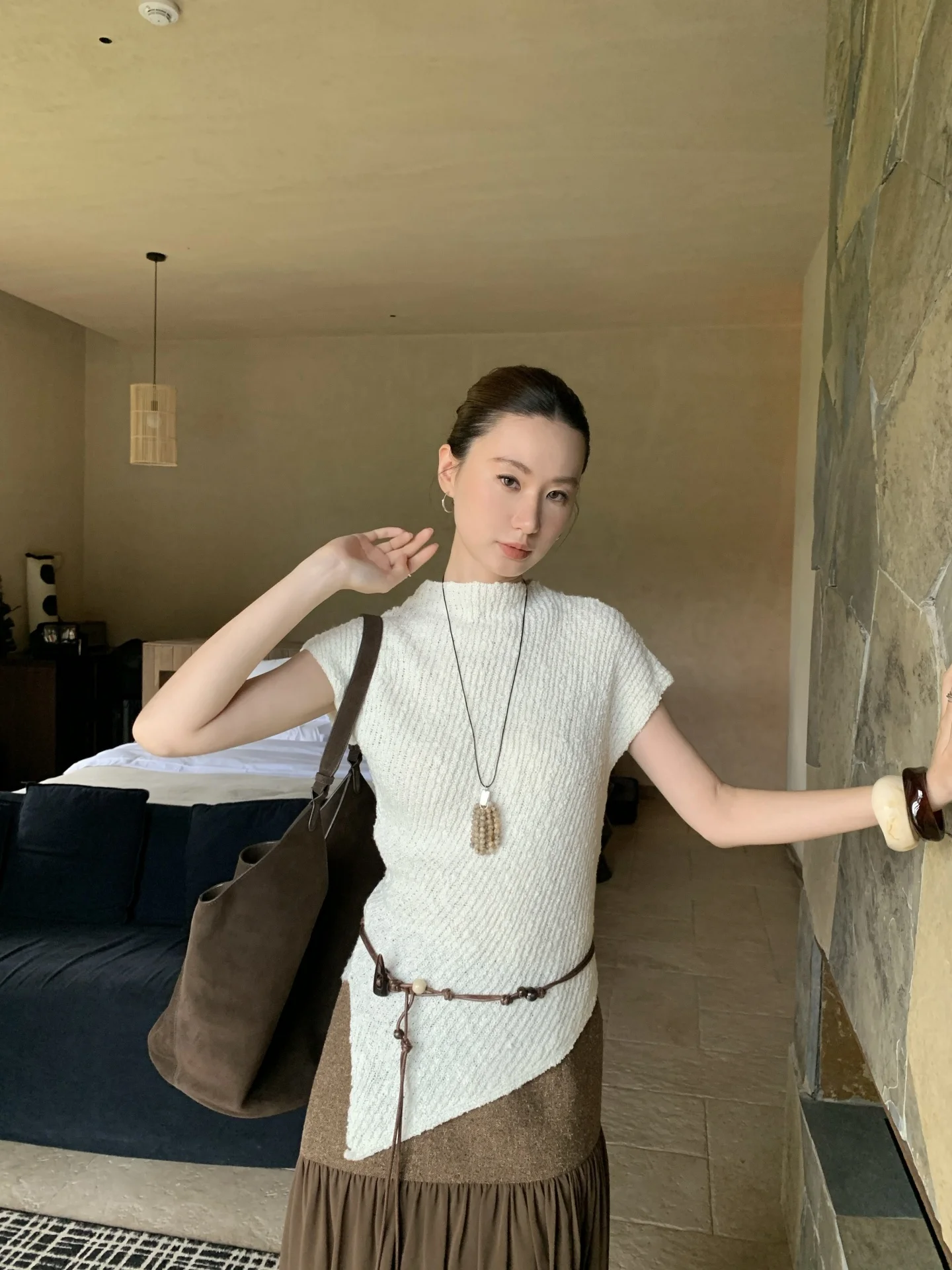 Женский модный вязаный свитер Ele Pure Color с высоким воротом, мягкий акриловый топ с длинными рукавами, повседневный крой
Женский модный вязаный свитер Ele Pure Color с высоким воротом, мягкий акриловый топ с длинными рукавами, повседневный крой