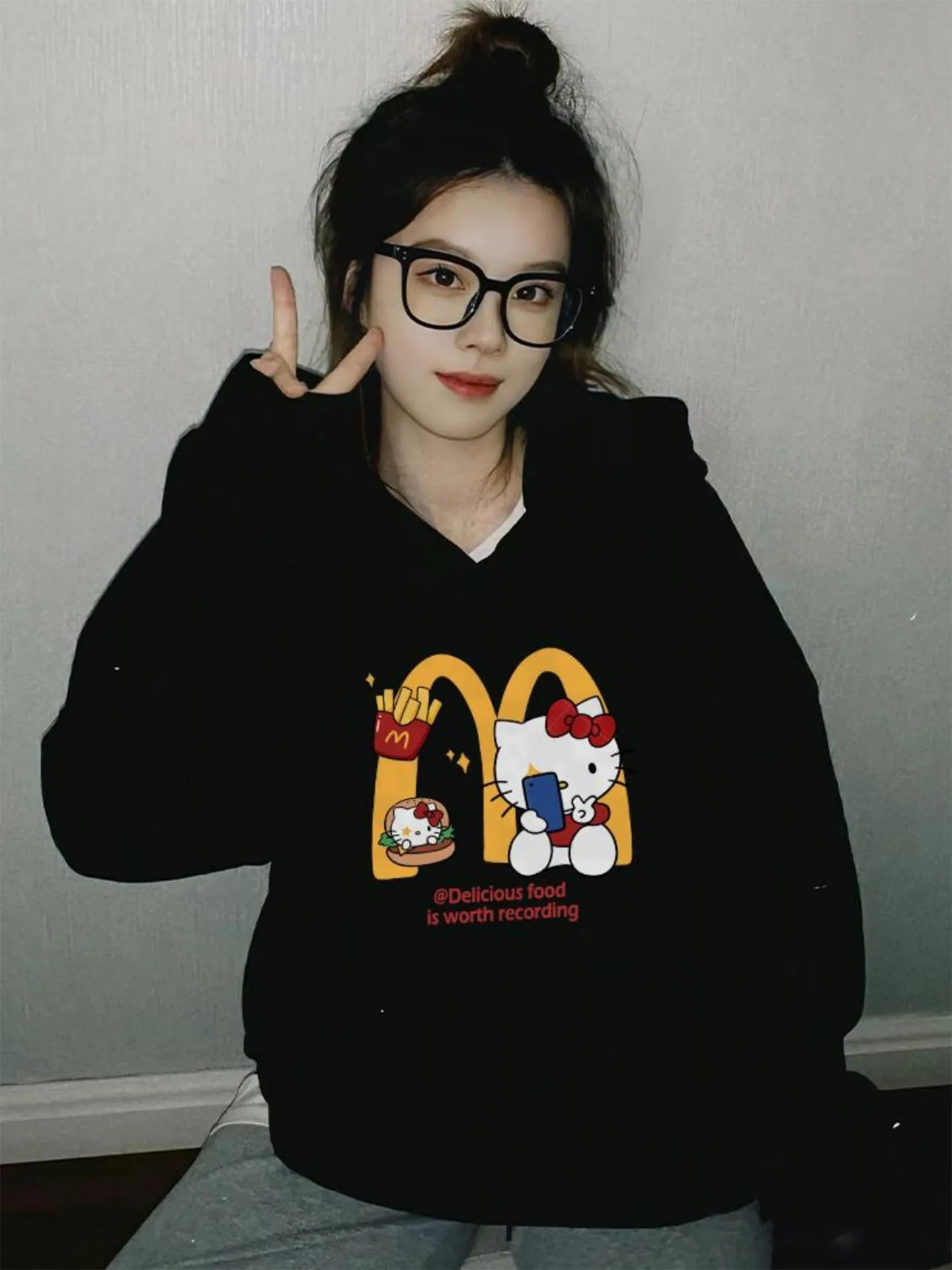 Cute Cartoon Print Hooded Thiened Sweatirt Women's Loose Fce Outerwear New Sle Autumn Winter Hat irt Bla
Cute Cartoon Print Hooded Thiened Sweatirt Women's Loose Fce Outerwear New Sle Autumn Winter Hat irt Bla