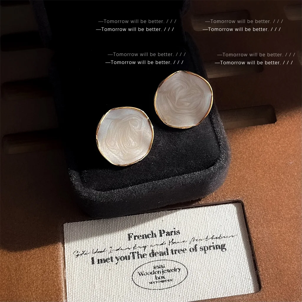 Fashion Minimalist Pearl Drop Earrings Women Geometric Wave Circle Stud Earrings Silver Needle Korean Style
Fashion Minimalist Pearl Drop Earrings Women Geometric Wave Circle Stud Earrings Silver Needle Korean Style