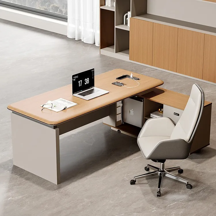 Manager's office desk, boss's desk and chair combination, simple modern high-end middle-class office desk
Manager's office desk, boss's desk and chair combination, simple modern high-end middle-class office desk