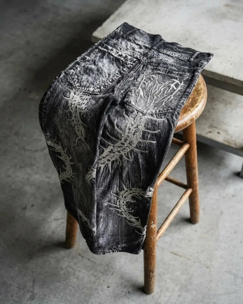 Y2K Gothic Thorns Embroidery Baggy Jeans Men Women Punk Dark Grunge Washed Black Denim Pants Harajuku Streetwear Wide Leg Alt
Y2K Gothic Thorns Embroidery Baggy Jeans Men Women Punk Dark Grunge Washed Black Denim Pants Harajuku Streetwear Wide Leg Alt