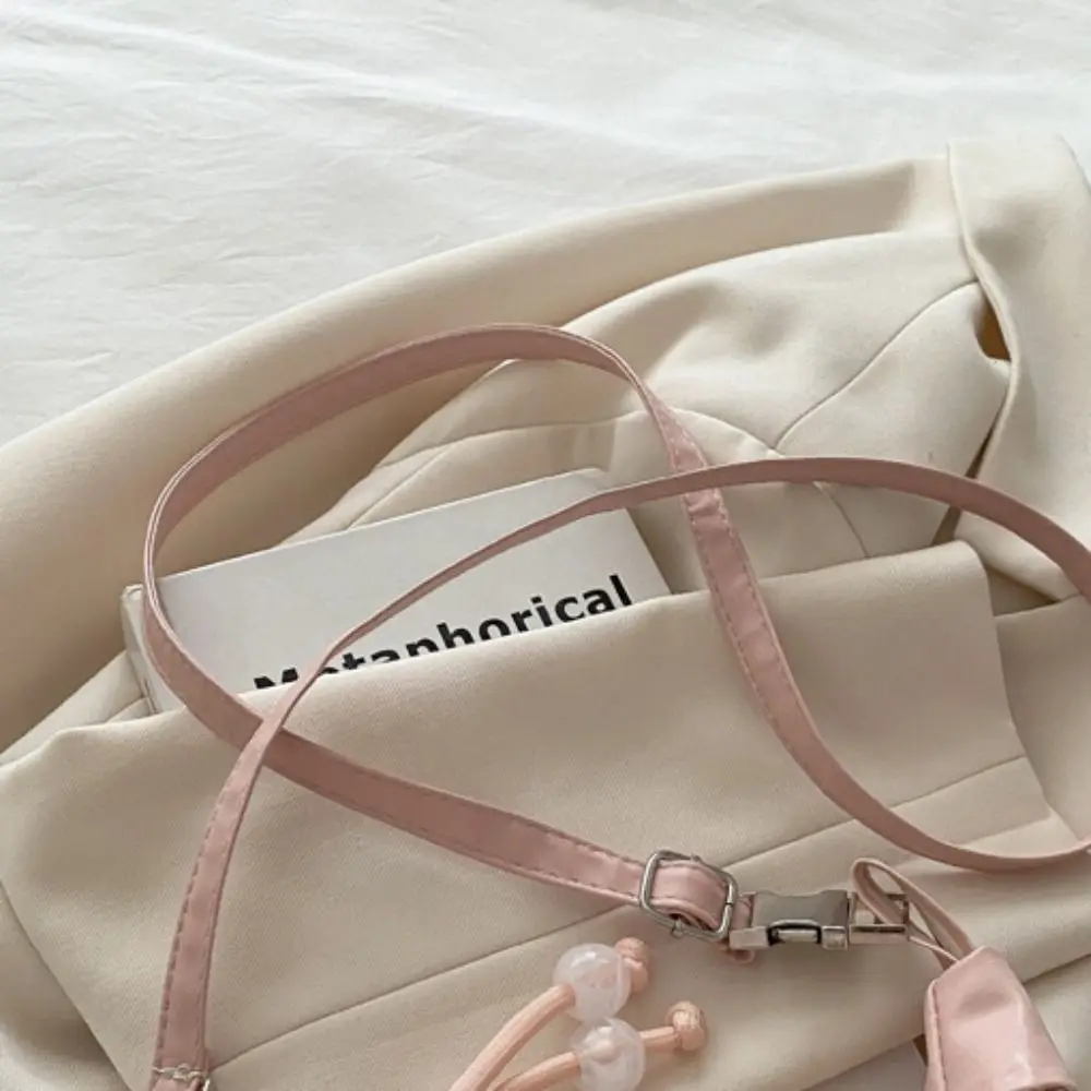 Embroidered New Chinese Style Handbag Butterfly Purses Hanfu Embroidery Handbag Shoulder Bag Crossbody Bag Cheongsam Bag Party
Embroidered New Chinese Style Handbag Butterfly Purses Hanfu Embroidery Handbag Shoulder Bag Crossbody Bag Cheongsam Bag Party
