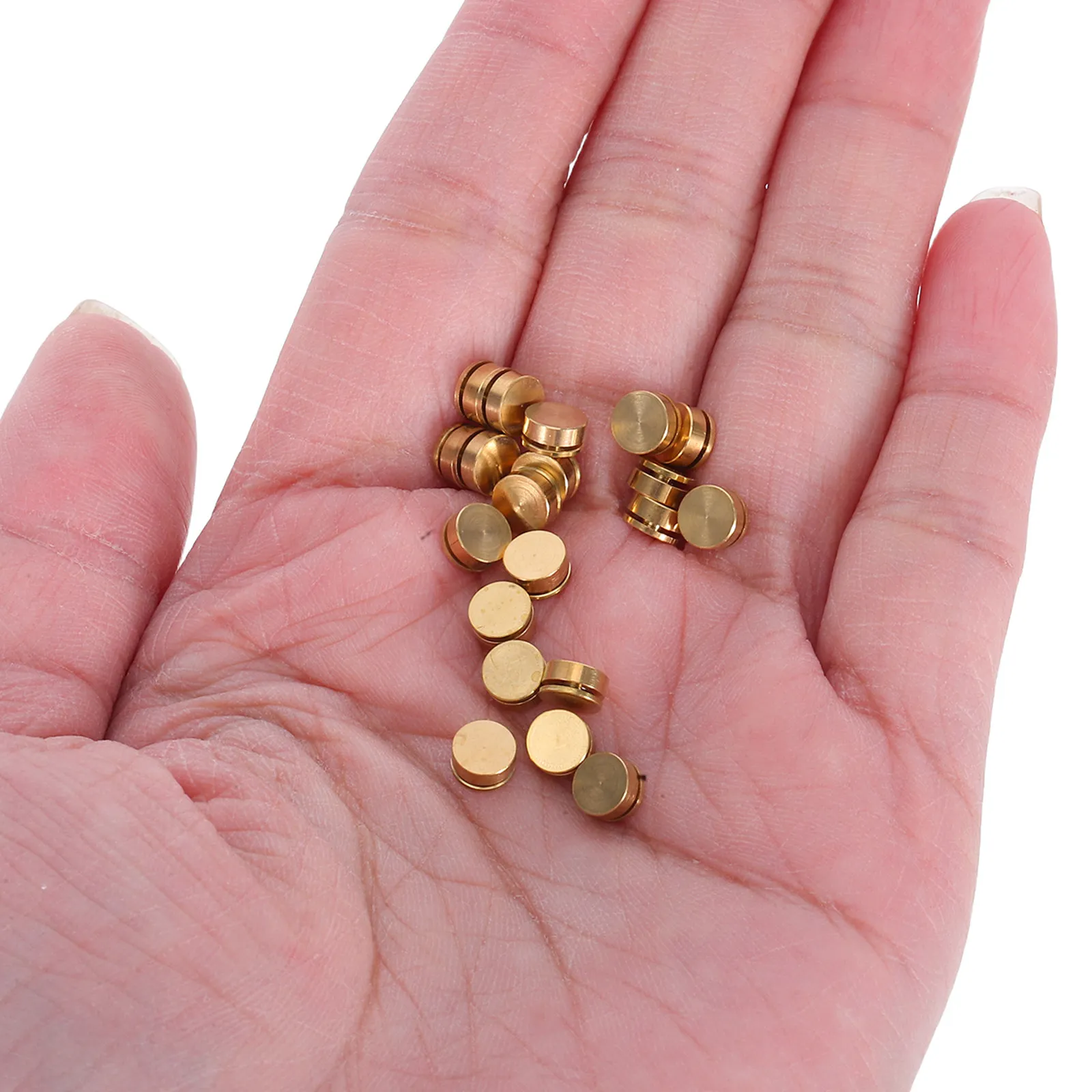 20Pcs Universal Metal Nail Art Rotating Shaft High- Bearing Nail Charm Accessory for Professional Salon DIY Use
20Pcs Universal Metal Nail Art Rotating Shaft High- Bearing Nail Charm Accessory for Professional Salon DIY Use