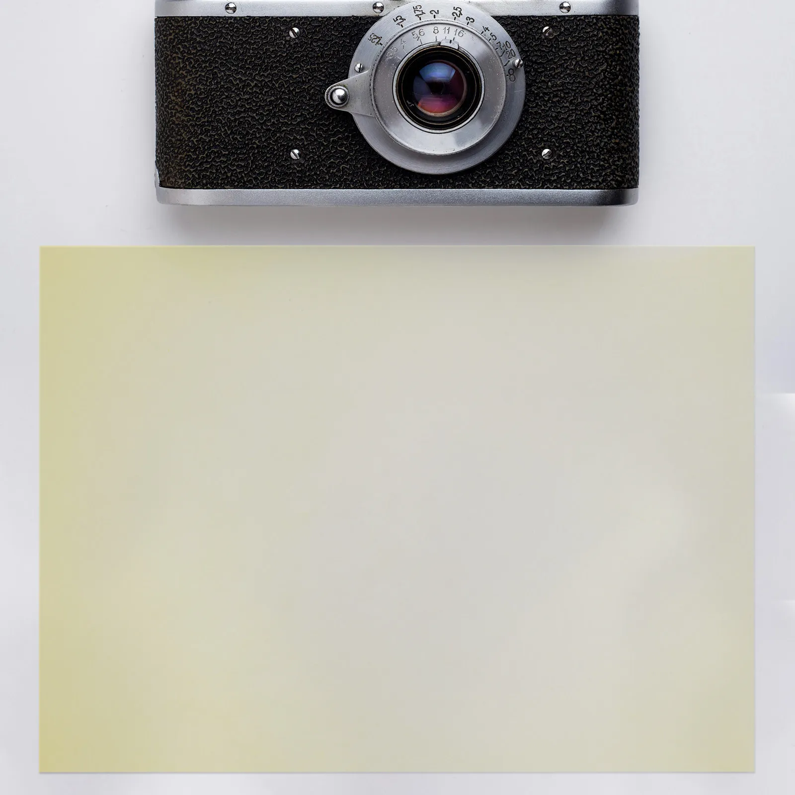 Набор из 12 цветных светофильтрующих гелевых листов из ПВХ премиум-класса для фотостудий, сцены, диджейских мероприятий и вечеринок
Набор из 12 цветных светофильтрующих гелевых листов из ПВХ премиум-класса для фотостудий, сцены, диджейских мероприятий и вечеринок