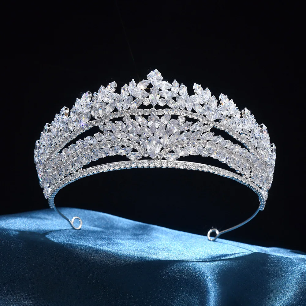 Crystal Bridal Tiaras Crowns For Wedding Headdress Zirconia Queen Bride Crowns For Pageant Women Diadem Party Prom Hair Jewelry
Crystal Bridal Tiaras Crowns For Wedding Headdress Zirconia Queen Bride Crowns For Pageant Women Diadem Party Prom Hair Jewelry