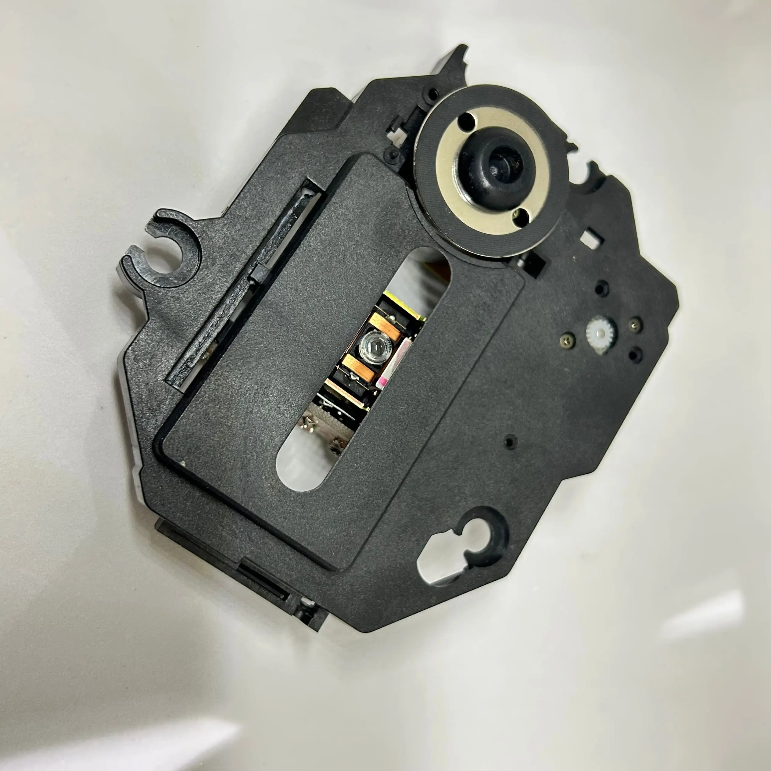 Brand New SF-P100 SFP100 P100 13PIN CD Laser Lens Lasereinheit Optical Pick-ups Bloc Optique
Brand New SF-P100 SFP100 P100 13PIN CD Laser Lens Lasereinheit Optical Pick-ups Bloc Optique