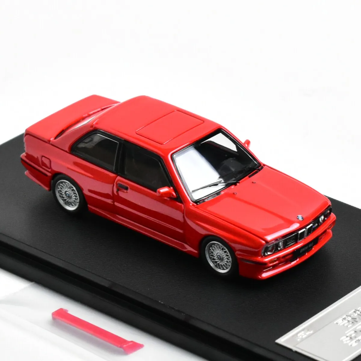 Коллекционная модель автомобиля Mortal 1:64 Memorable E30 M3 DTM из литого металла
Коллекционная модель автомобиля Mortal 1:64 Memorable E30 M3 DTM из литого металла
