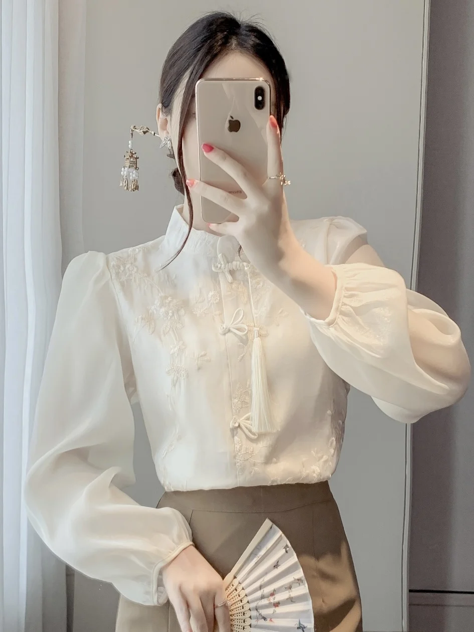 Новая китайская весенняя коллекция: женская свободная блузка с длинным рукавом, воротником-стойкой и пуговицами – модный дизайн, сенсация сезона
Новая китайская весенняя коллекция: женская свободная блузка с длинным рукавом, воротником-стойкой и пуговицами – модный дизайн, сенсация сезона