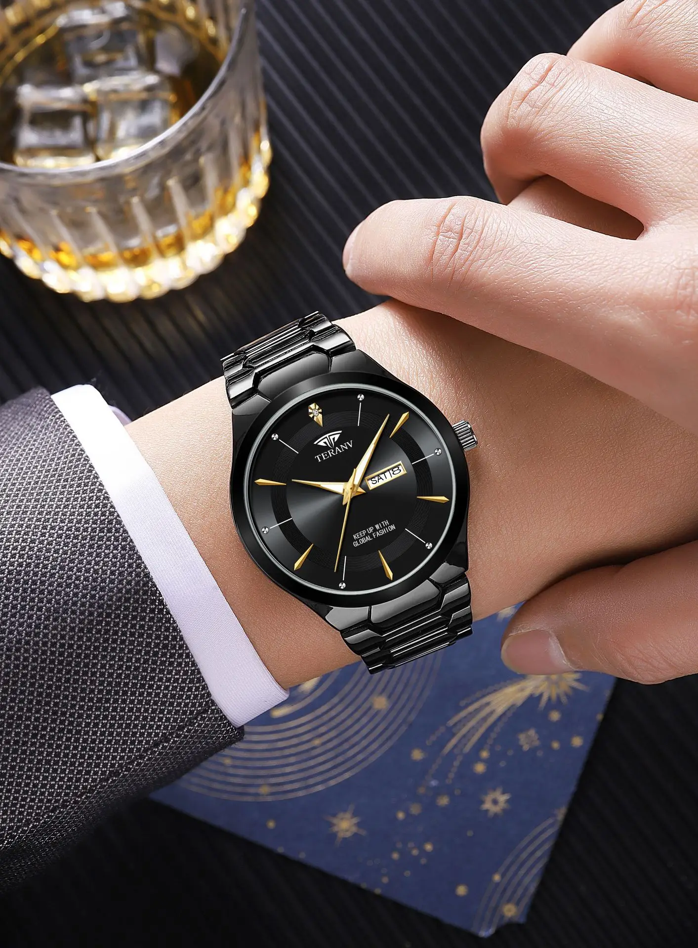New Fashionable Men's Watch Luxury Luminous Calendar Quartz Watch
New Fashionable Men's Watch Luxury Luminous Calendar Quartz Watch