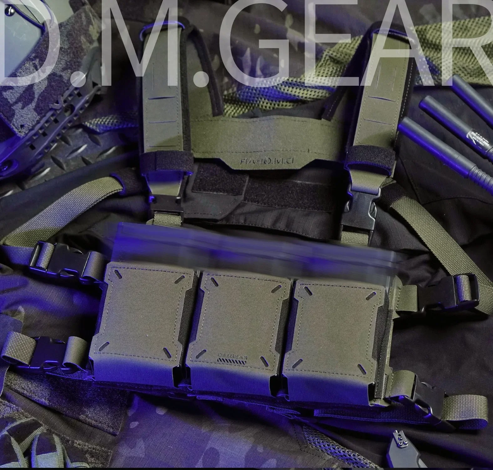 Тактический тройной подсумок DMgear для магазинов, совместимый с панелями нагрудных жилетов, аксессуары для страйкбола, охоты, активного отдыха и CS-спорта
Тактический тройной подсумок DMgear для магазинов, совместимый с панелями нагрудных жилетов, аксессуары для страйкбола, охоты, активного отдыха и CS-спорта