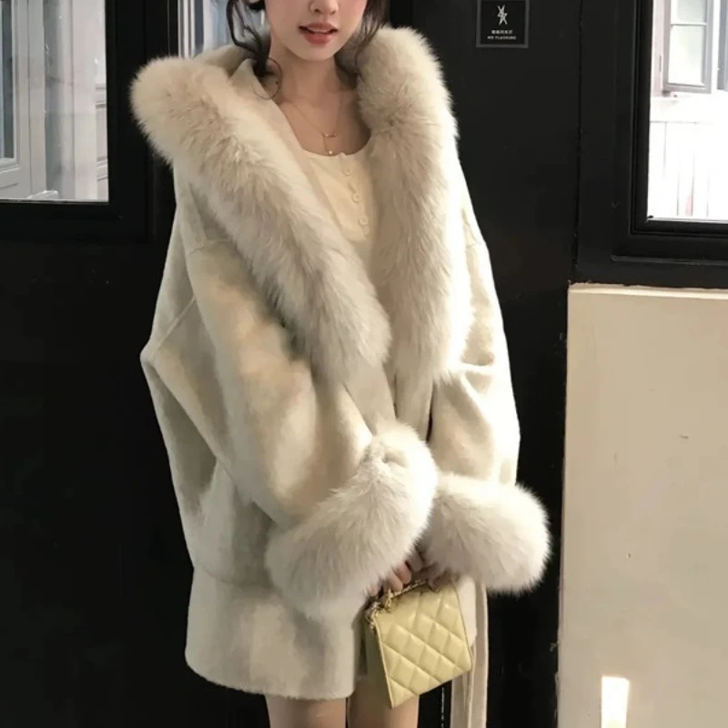 Women Faux Fur Mid Length Coats Wool Jackets Blends Coat Thick Warm Y2k Streetwear Jacket Elegant Work Outerwear Autumn Winter
Women Faux Fur Mid Length Coats Wool Jackets Blends Coat Thick Warm Y2k Streetwear Jacket Elegant Work Outerwear Autumn Winter