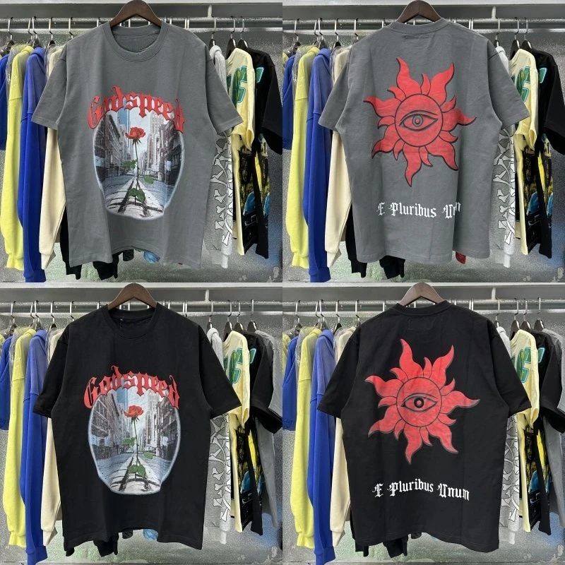 American Streetwear Brand Street Scene Rose Print Logo Men's and Women's T-shirts with Round Collared Short Sleeves in Summer
American Streetwear Brand Street Scene Rose Print Logo Men's and Women's T-shirts with Round Collared Short Sleeves in Summer
