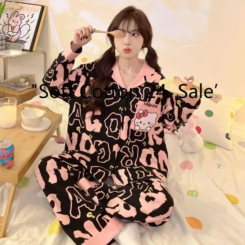 Весенне-летние женские пижамы Hello Kitty, повседневные милые брюки с длинными рукавами с героями мультфильмов, комплект из двух предметов, домашняя одежда Hello Kitty
Весенне-летние женские пижамы Hello Kitty, повседневные милые брюки с длинными рукавами с героями мультфильмов, комплект из двух предметов, домашняя одежда Hello Kitty