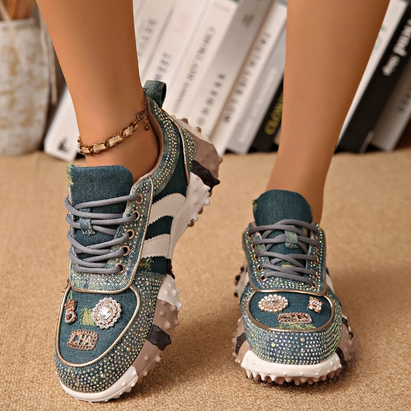 Denim Canvas Women Casual Sneakers Fashion Luxury Rhinestone Ladies Shoes New Outdoor Platform Female Sports Shoes Zapatos Mujer
Denim Canvas Women Casual Sneakers Fashion Luxury Rhinestone Ladies Shoes New Outdoor Platform Female Sports Shoes Zapatos Mujer