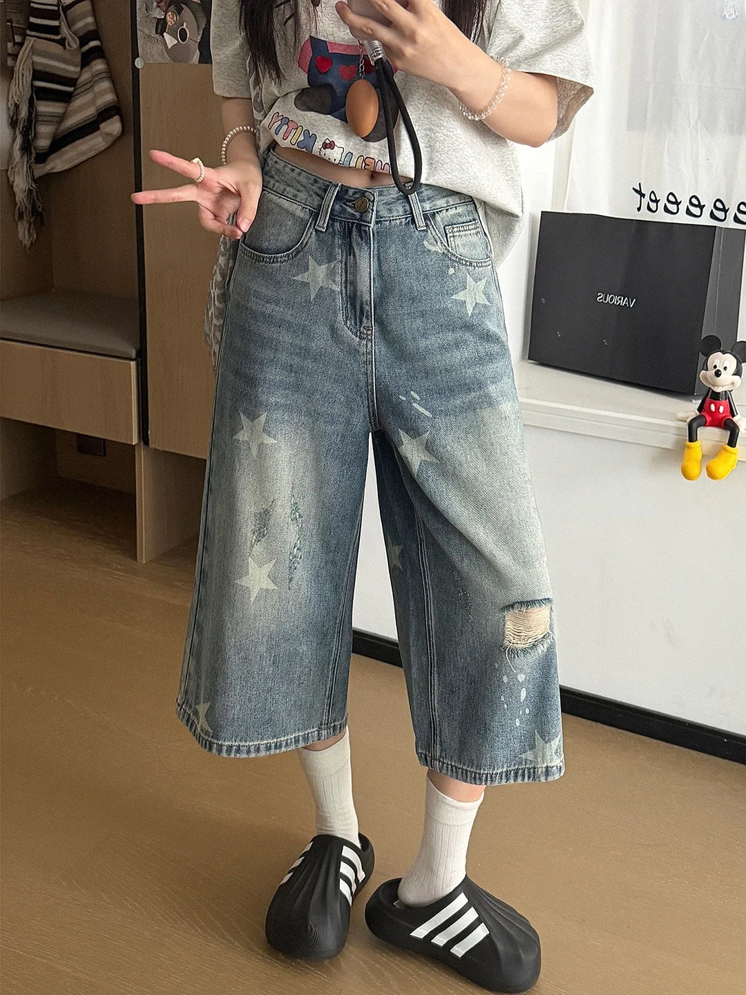 Retro American Star Hole Denim Shorts Women's High Waist Loose Slim Straight Leg Pants Summer Fashion T-Shirt Jeans
Retro American Star Hole Denim Shorts Women's High Waist Loose Slim Straight Leg Pants Summer Fashion T-Shirt Jeans