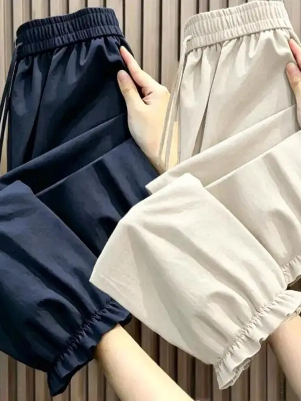 Summer Thin Wide Leg Lantern Pants Women's Ice Silk Floral Harem Pants Mosquito Proof Loose Fit High Waist Polyester Fiber
Summer Thin Wide Leg Lantern Pants Women's Ice Silk Floral Harem Pants Mosquito Proof Loose Fit High Waist Polyester Fiber