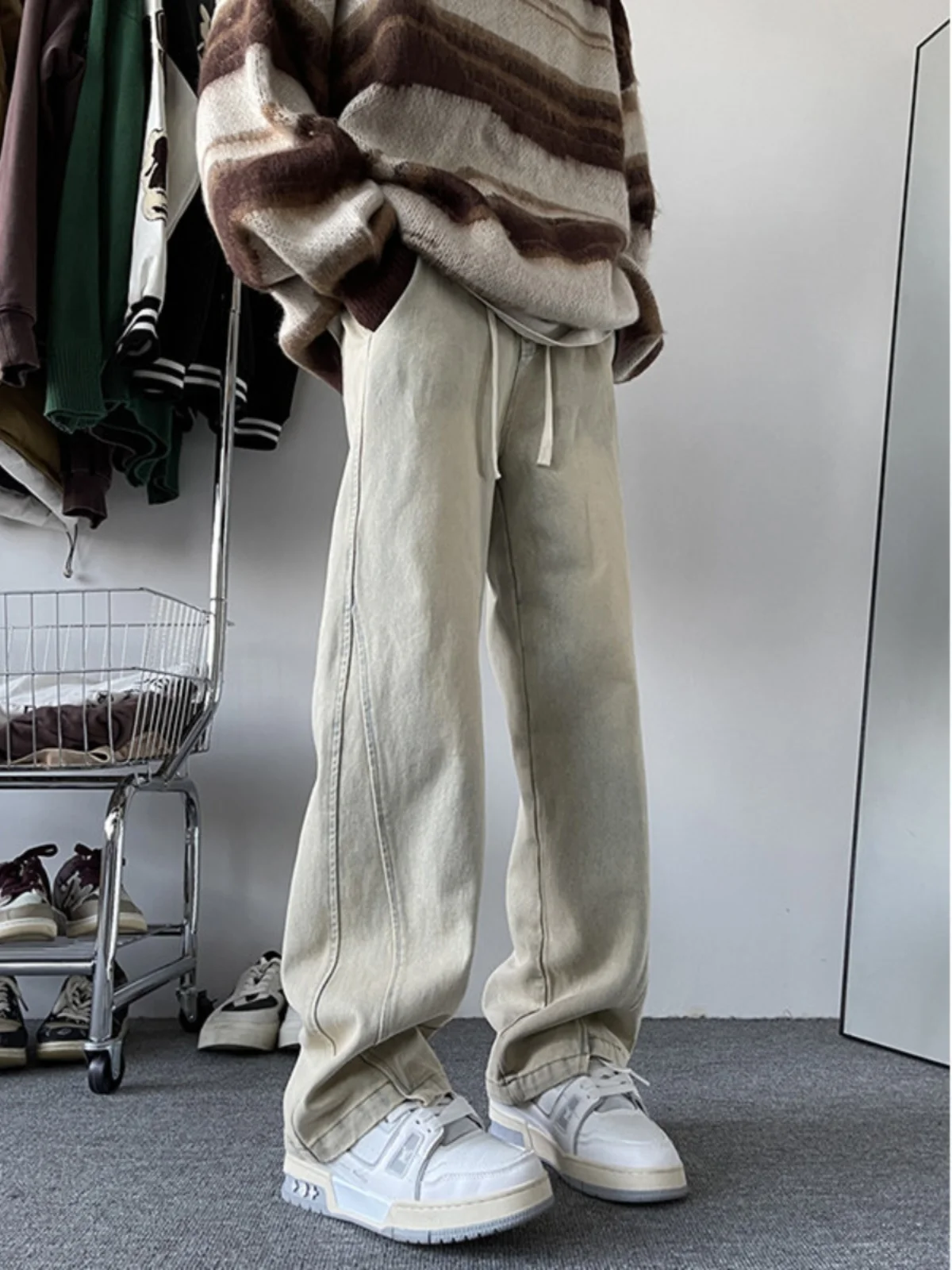 Yellow Mud Color Men's Jeans American High Street Vibe Trendy Straight Leg Slim Micro Flared Pants Youthful Casual Denim
Yellow Mud Color Men's Jeans American High Street Vibe Trendy Straight Leg Slim Micro Flared Pants Youthful Casual Denim