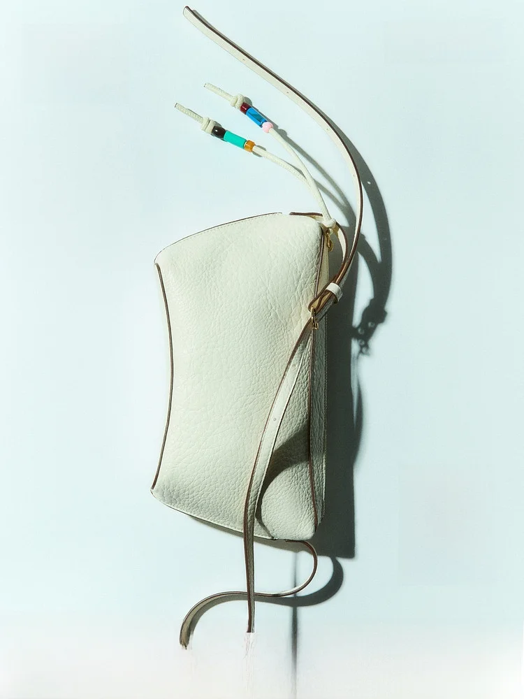 H&M Summer New Ladies Single Shoulder Bag 1343820 Women's Underarm Bag Fashionable And Stylish Ladies Handbag
H&M Summer New Ladies Single Shoulder Bag 1343820 Women's Underarm Bag Fashionable And Stylish Ladies Handbag