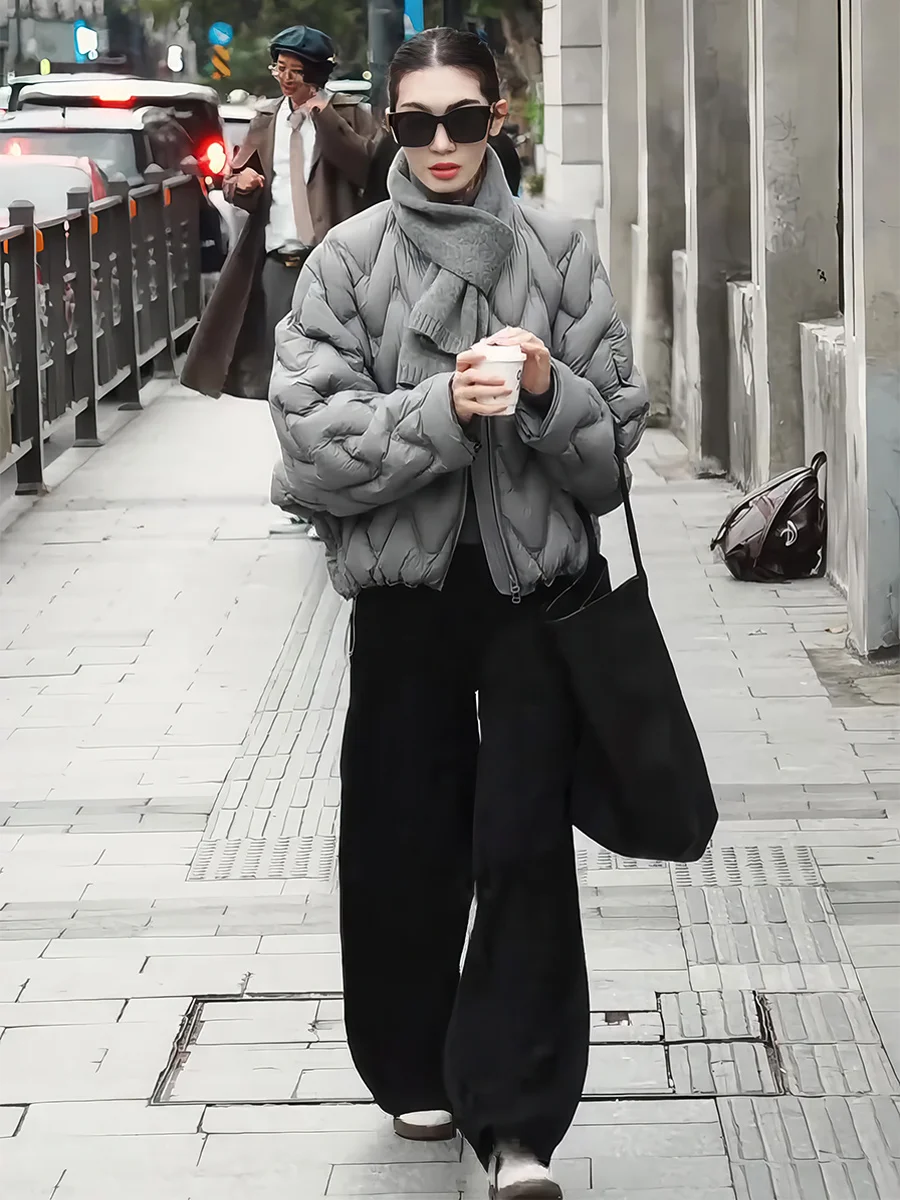 Women's Short Grey down Jacket Wave Stitching 90 White Duck Feather Warm Thick Outerwear Casual Loose Style Zipper Closure
Women's Short Grey down Jacket Wave Stitching 90 White Duck Feather Warm Thick Outerwear Casual Loose Style Zipper Closure