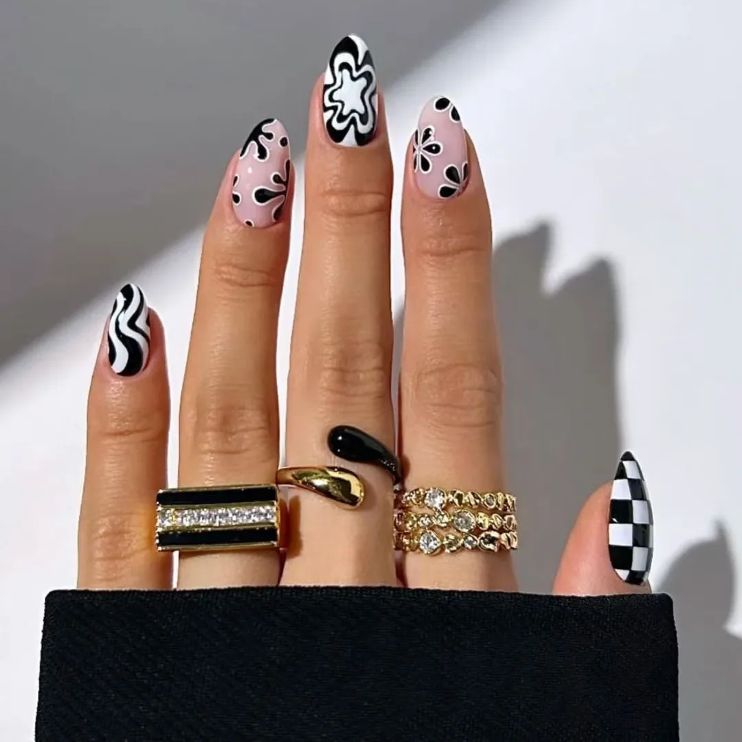 24Pcs Mid-length Almond False Nails Press on Black White Checkerboard Flower Design Fake Nails Detachable Full Cover Nails Tips
24Pcs Mid-length Almond False Nails Press on Black White Checkerboard Flower Design Fake Nails Detachable Full Cover Nails Tips