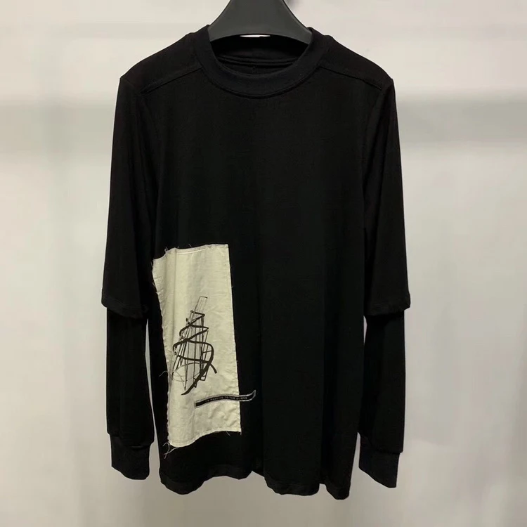 Мужская футболка с длинным рукавом k R Brand, коллекция Весна 2026, модный городской стиль, пэчворк, абстрактный принт с буквами и линиями, свободный крой, хлопок
Мужская футболка с длинным рукавом k R Brand, коллекция Весна 2026, модный городской стиль, пэчворк, абстрактный принт с буквами и линиями, свободный крой, хлопок