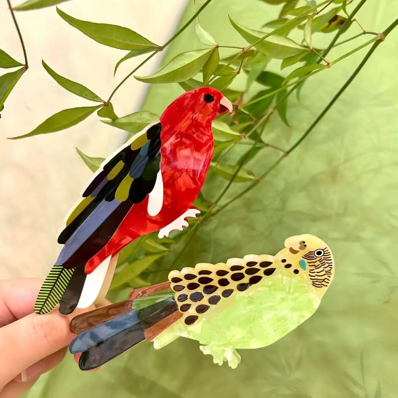 Muweordy, большие красочные заколки для волос в виде попугая, ацетатные заколки для волос, заколки для волос серии животных и птиц для женщин и девочек, аксессуары для волос
Muweordy, большие красочные заколки для волос в виде попугая, ацетатные заколки для волос, заколки для волос серии животных и птиц для женщин и девочек, аксессуары для волос
