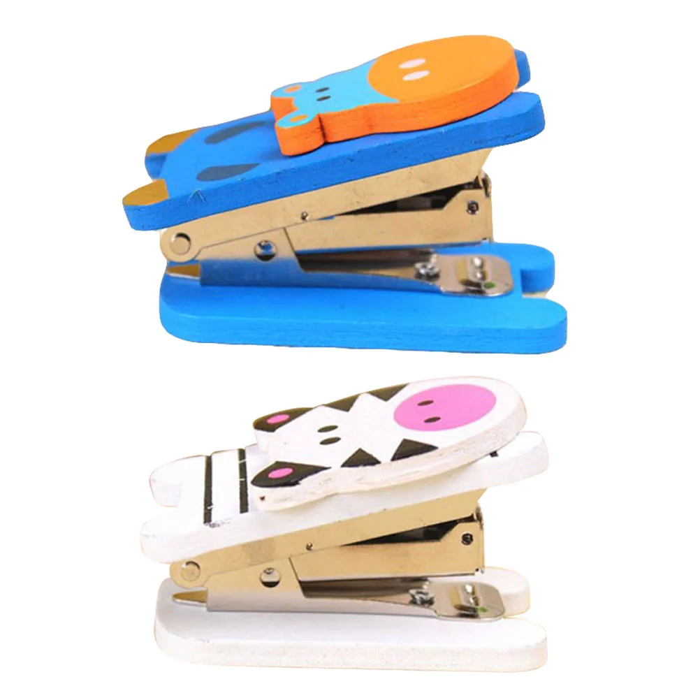 2pcs Wooden Desk Stapler Mini Hand Cute Cartoon Painted Stationary Lightweight Portable Office Gift
2pcs Wooden Desk Stapler Mini Hand Cute Cartoon Painted Stationary Lightweight Portable Office Gift