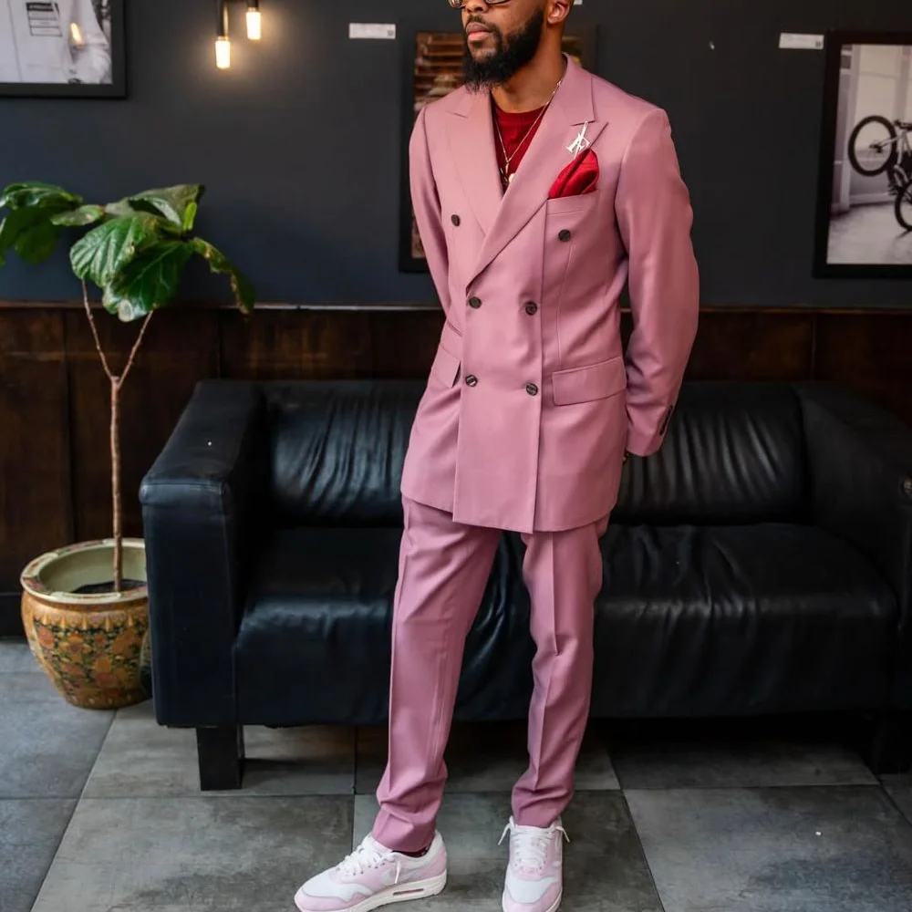 Розовый мужской костюм Slim Fit, двубортный модный комплект, однотонный однотонный костюм из двух предметов с лацканами для официальной вечеринки, выпускного вечера, повседневный наряд
Розовый мужской костюм Slim Fit, двубортный модный комплект, однотонный однотонный костюм из двух предметов с лацканами для официальной вечеринки, выпускного вечера, повседневный наряд